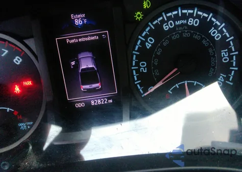 2018 Toyota Tacoma Trd Sport z USA, uszkodzony, nr VIN 5TFCZ5AN3JX162062